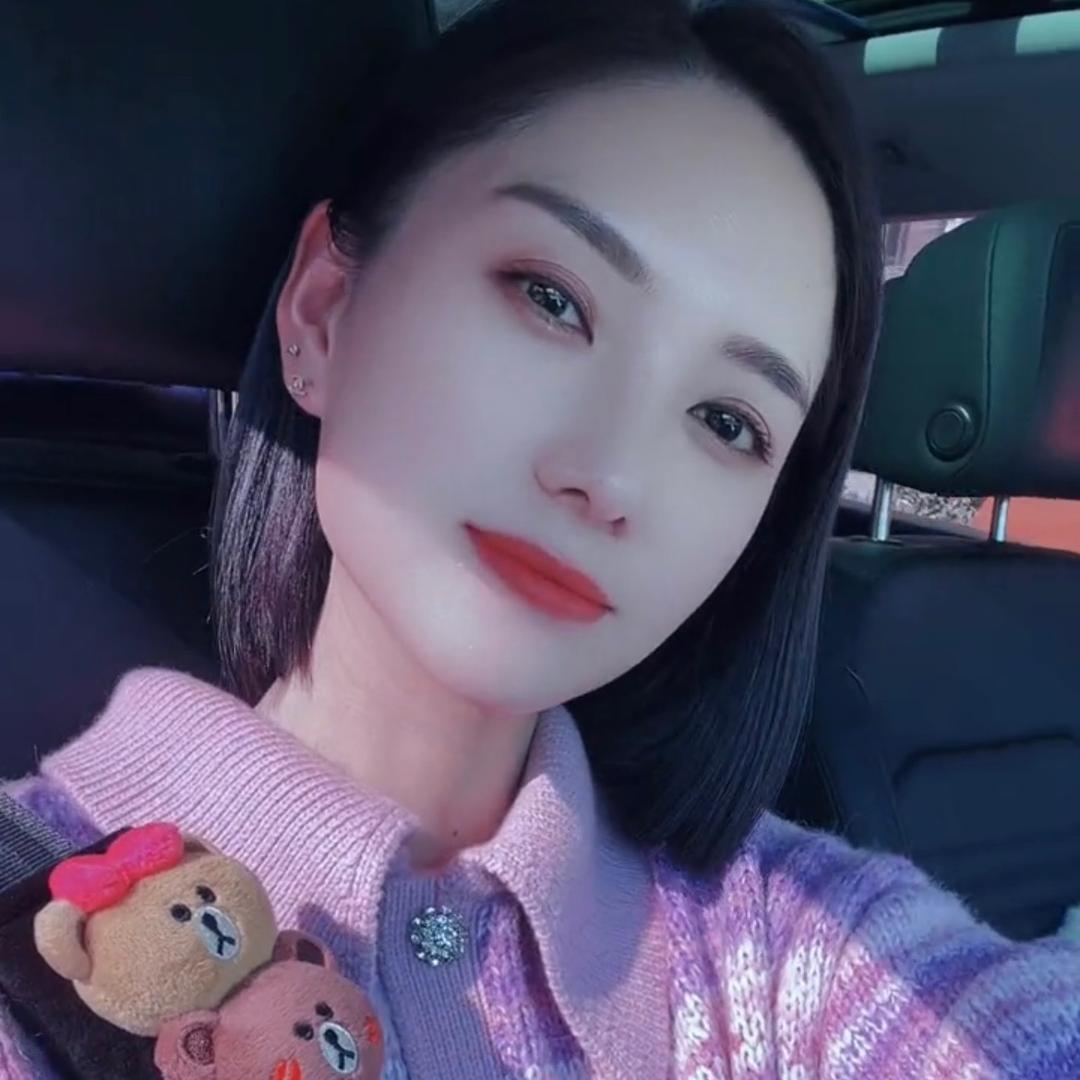 👑仨孩儿滴妈~💃🏻