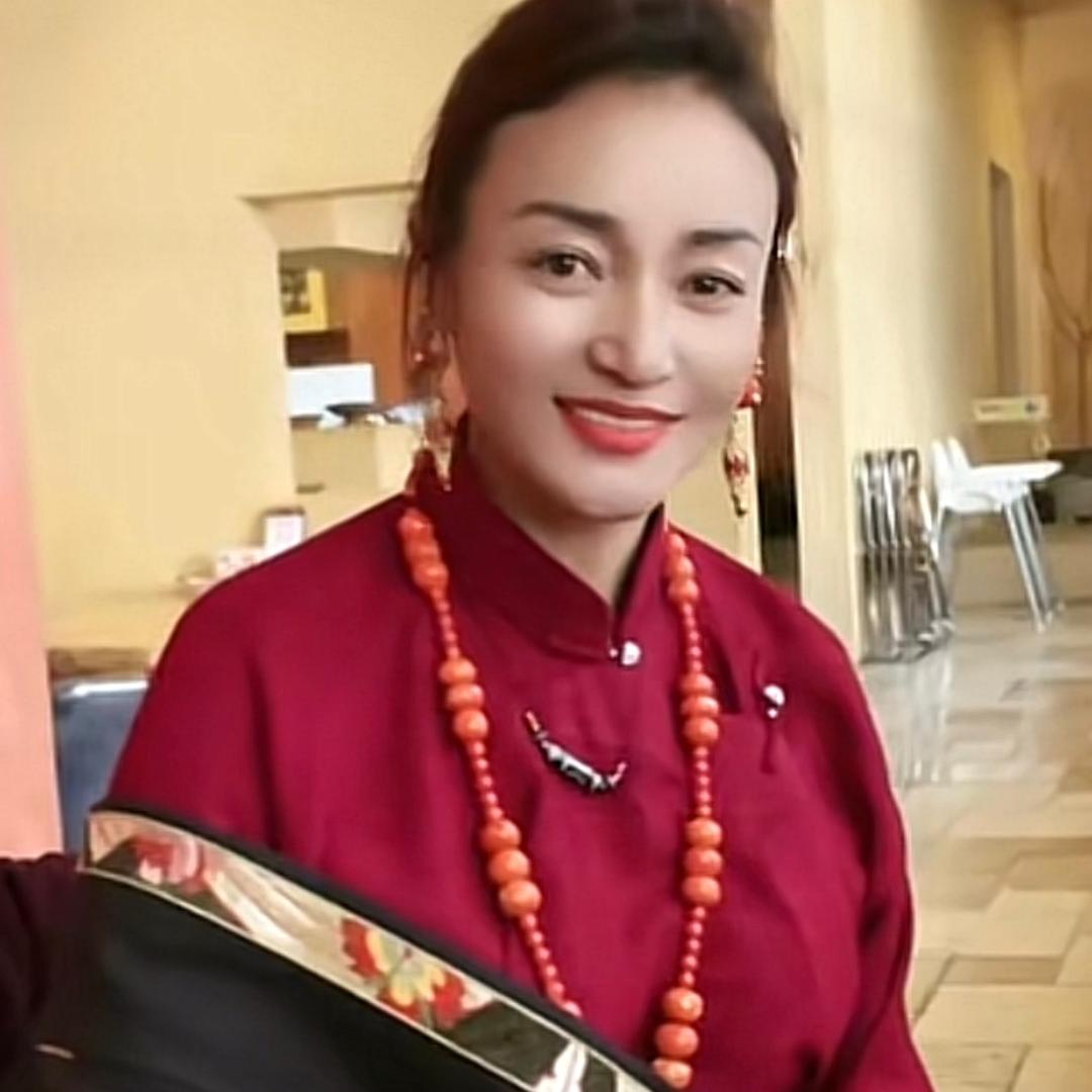 笔者：罗桑卓玛