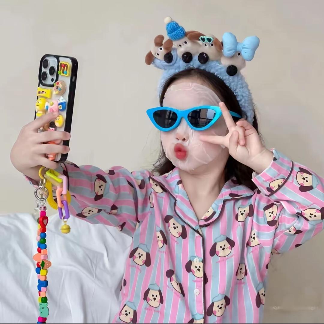 小萌比