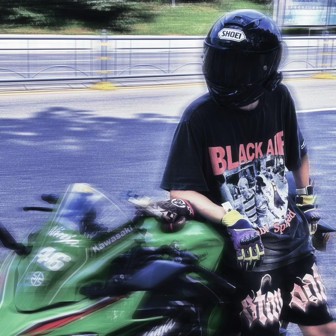 小黄同学👀