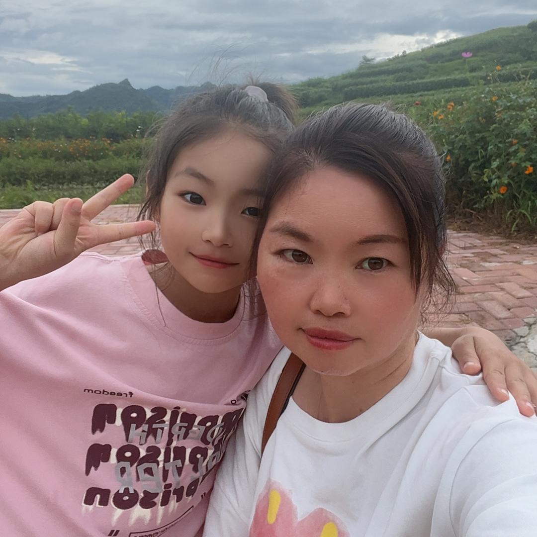普定县兰鲜阁鲜花店