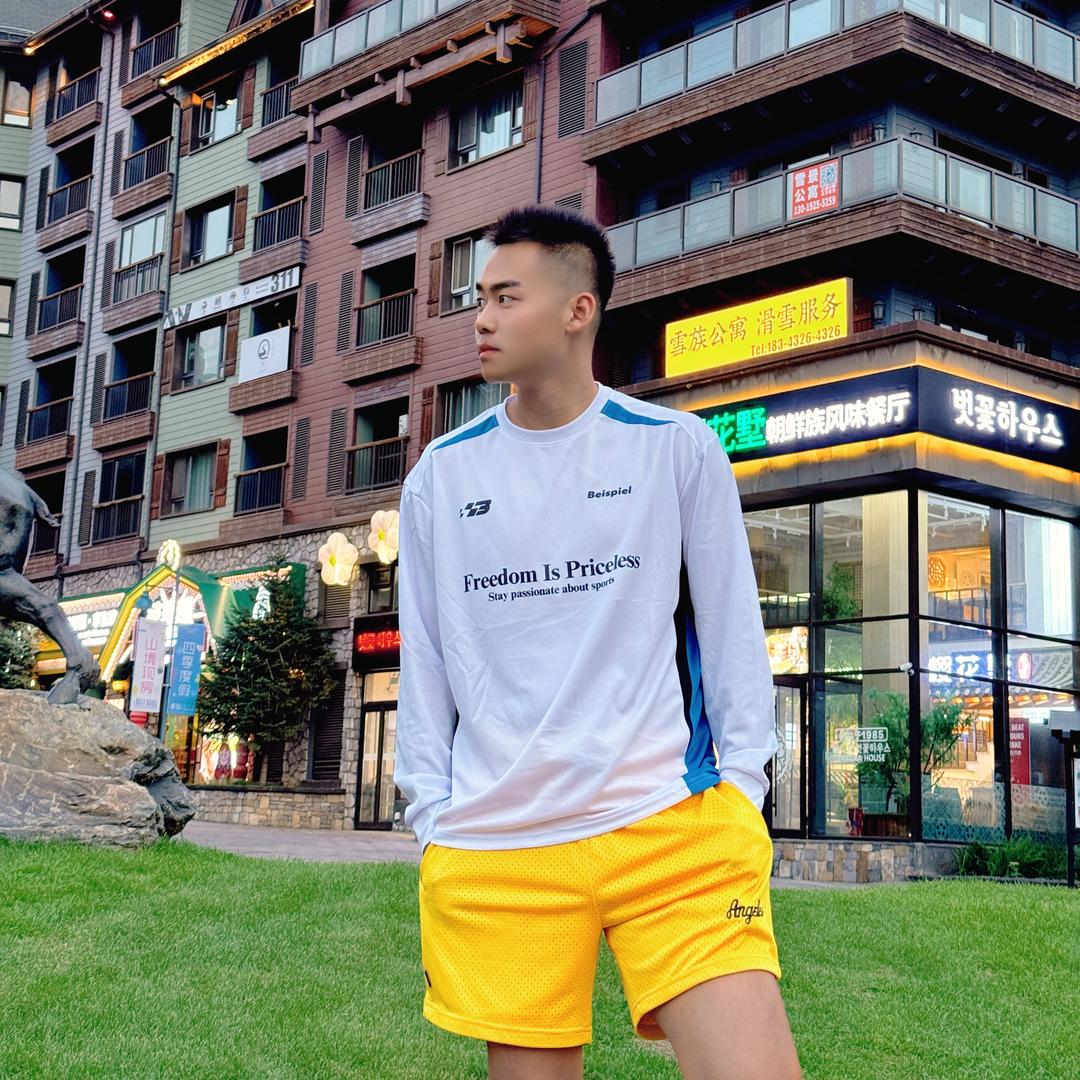 小花🏀（只管努力）