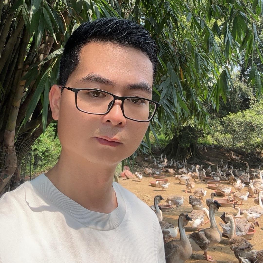 雄威禽苗孵化厂
