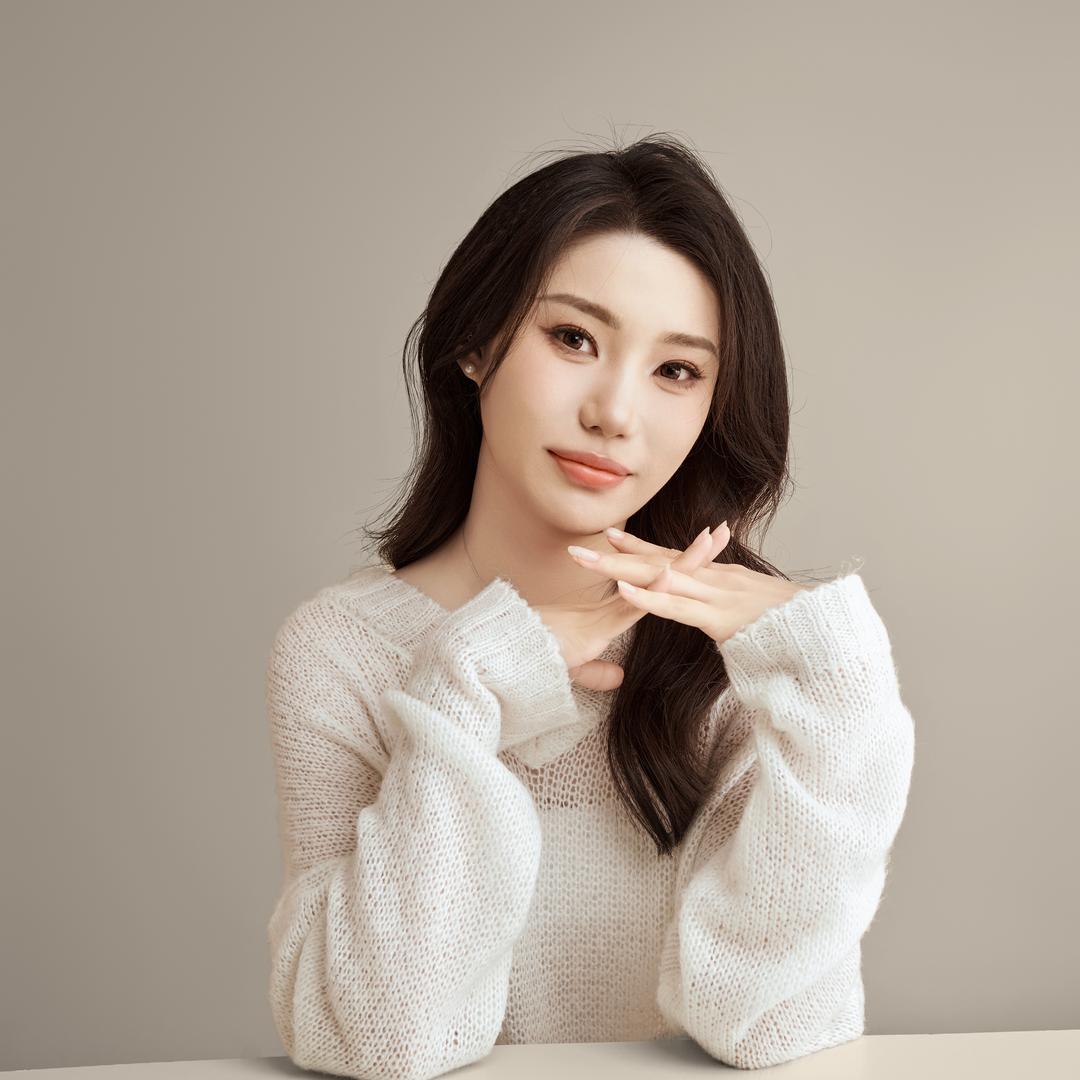 初印美学妍妍老师