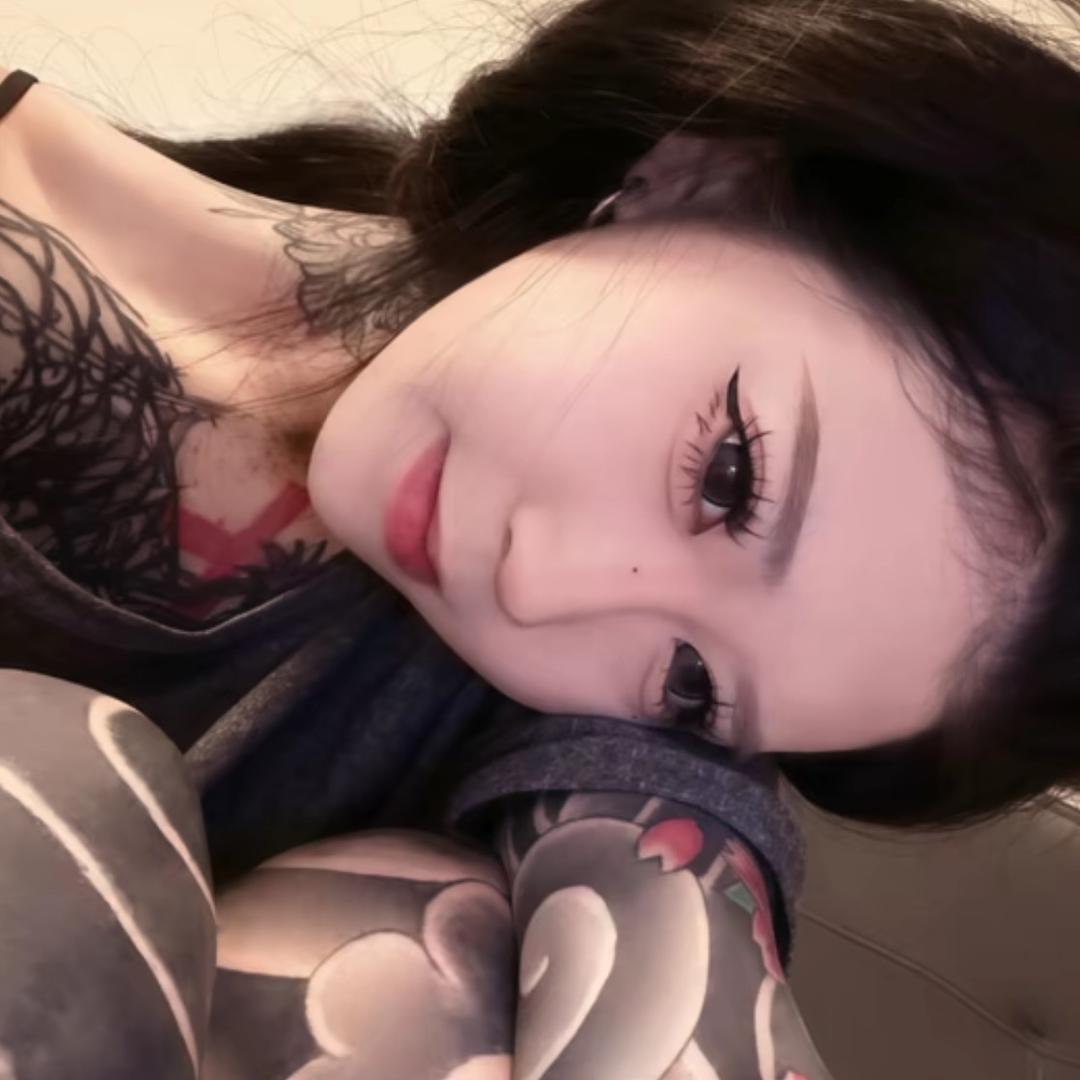 妮妮^