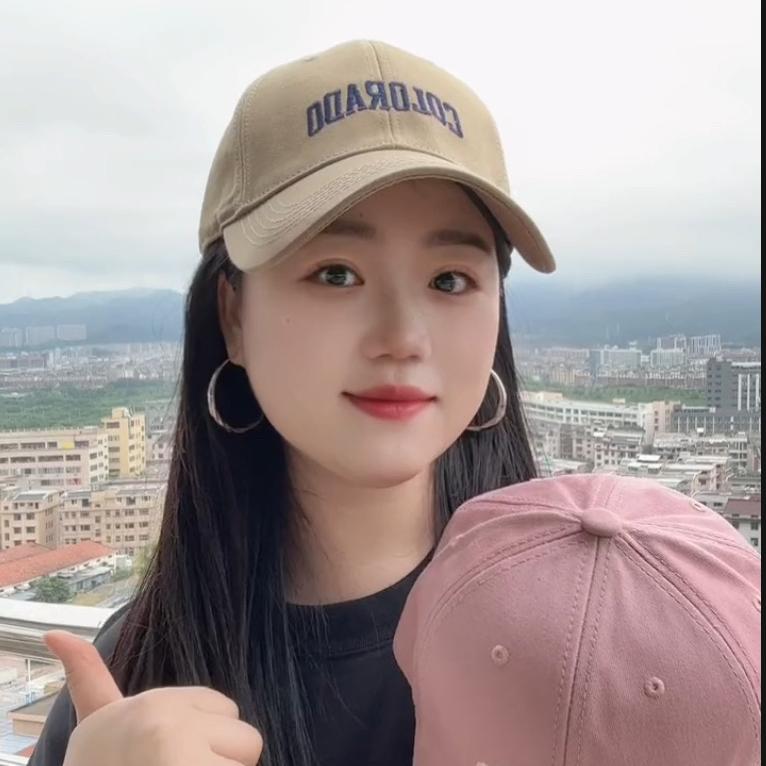 哇喔咿呀服饰旗舰店