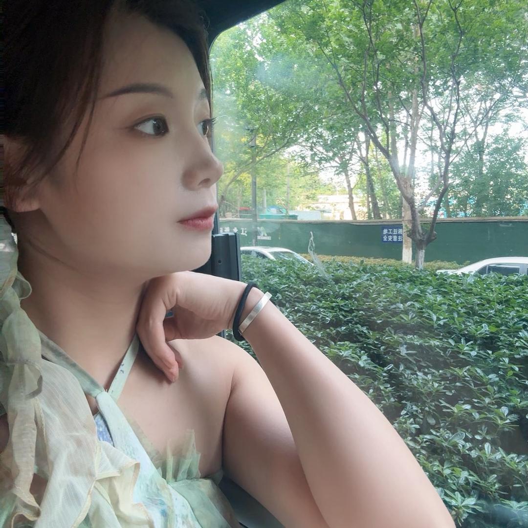 寻宝的楠楠