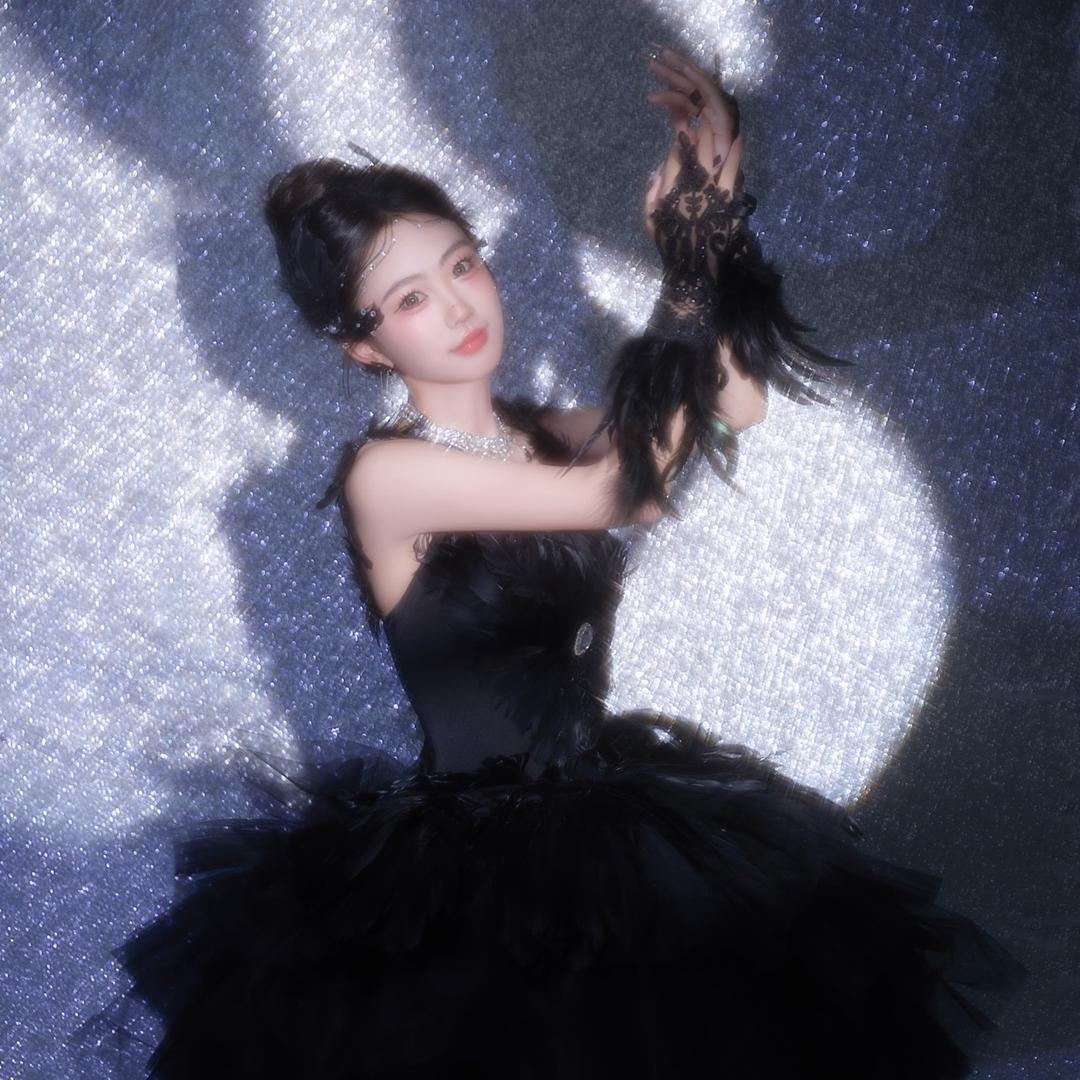Twelve-Seven高定轻奢女装