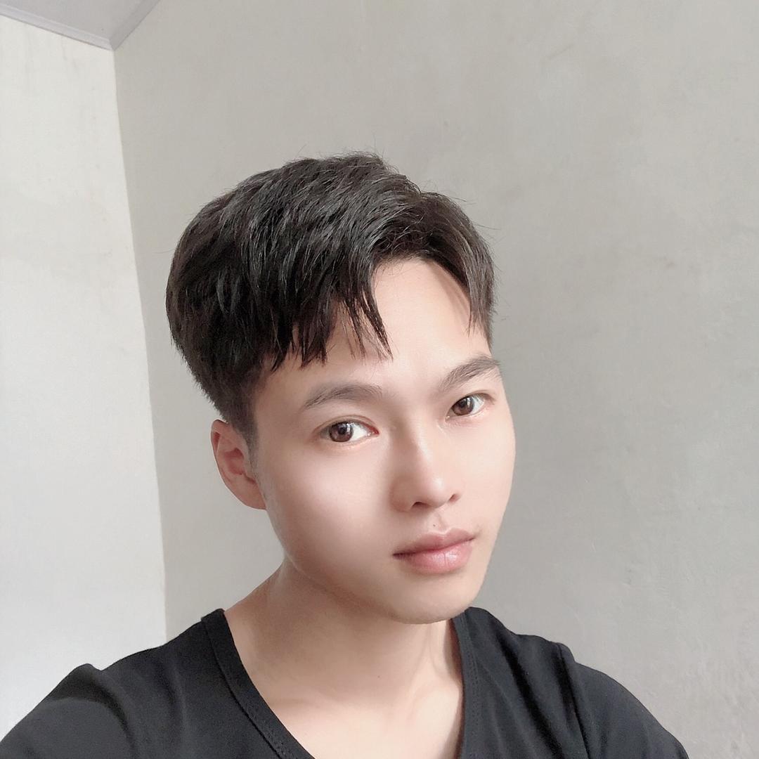 寂寞在逞强
