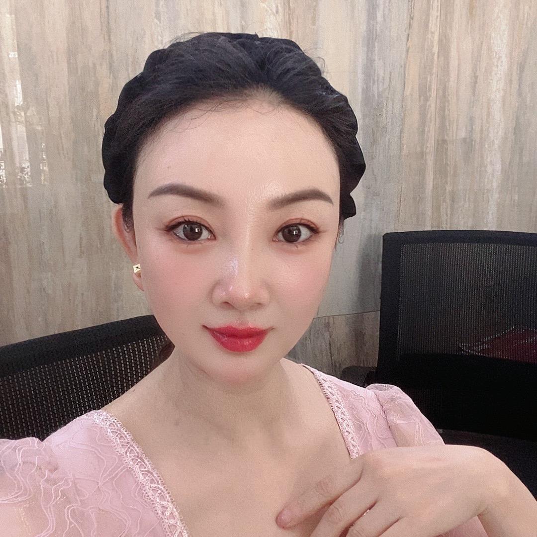 洪湖蒙娜丽莎瓷砖张霞