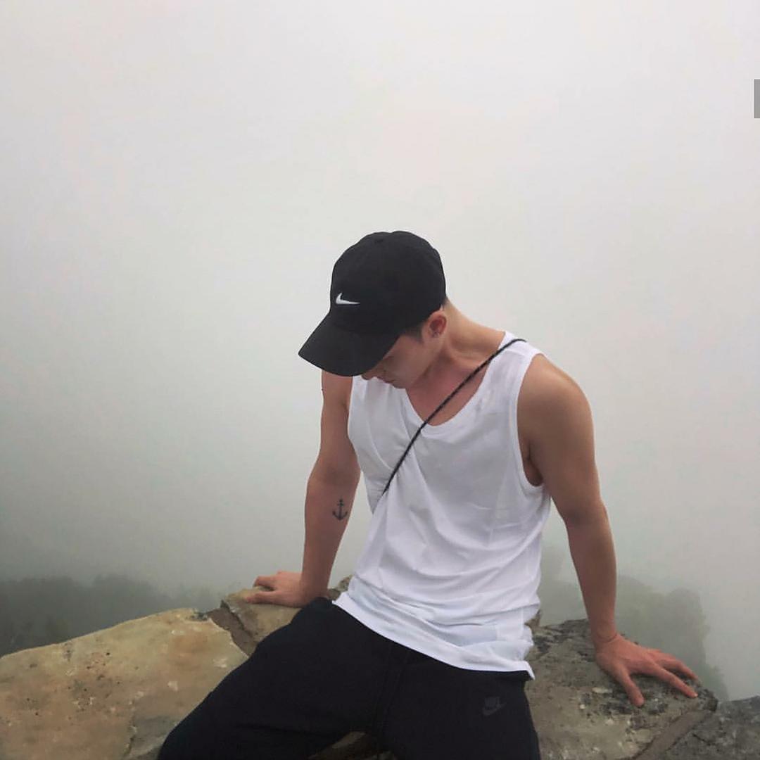 白敬