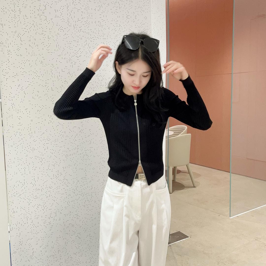 婷婷，