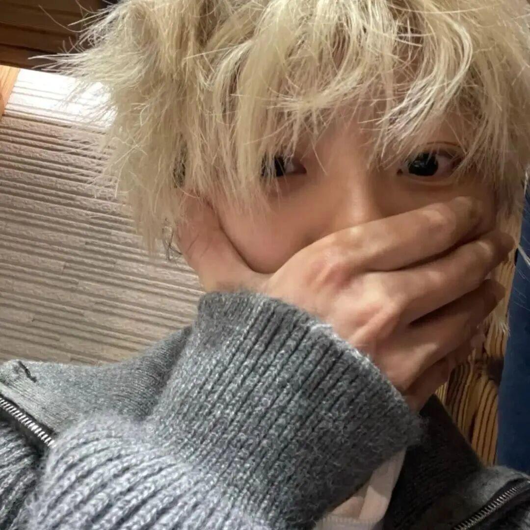 Decade　　　　　　　　　　　 🪳