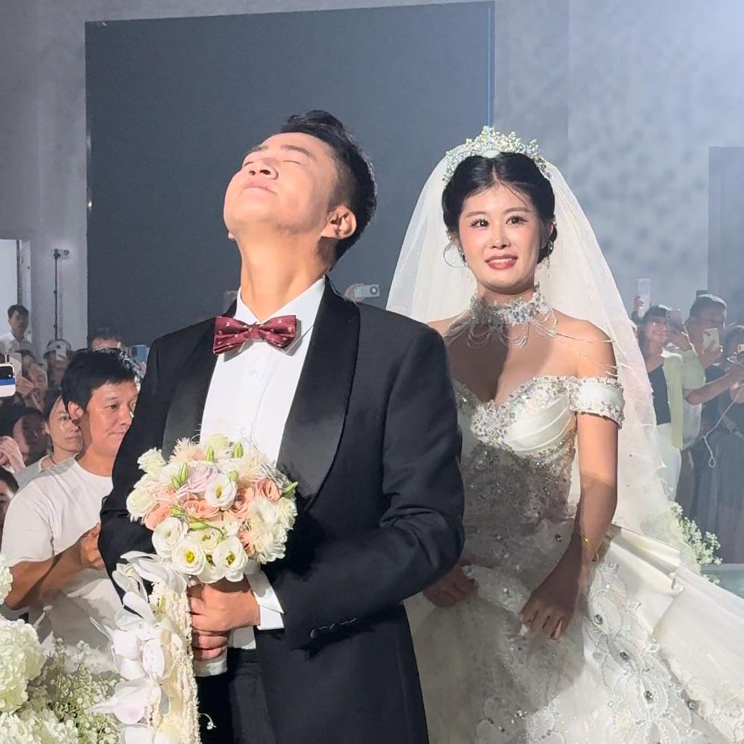 演员李嘉明北京婚礼现场助理