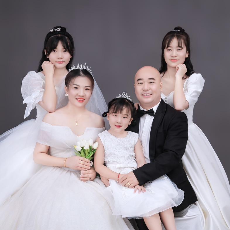 陕西老卜家餐饮管理有限责任公司