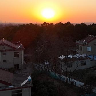 内存不足硬盘来凑