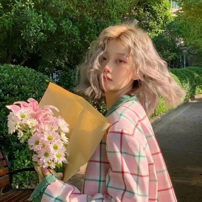 你与时光皆薄凉@