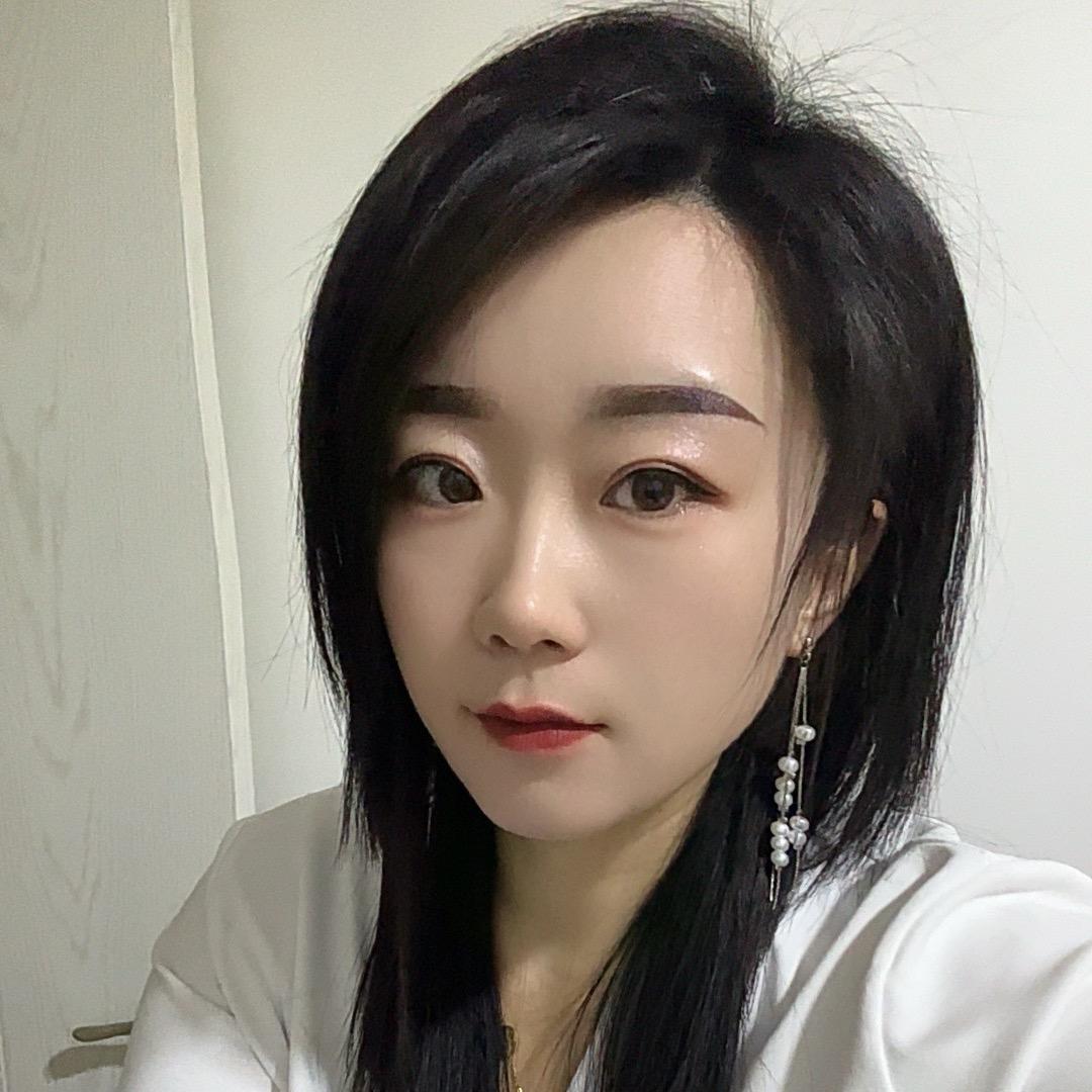 莹莹
