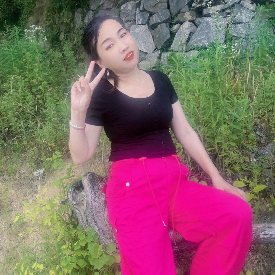 牵狼逛街的羊