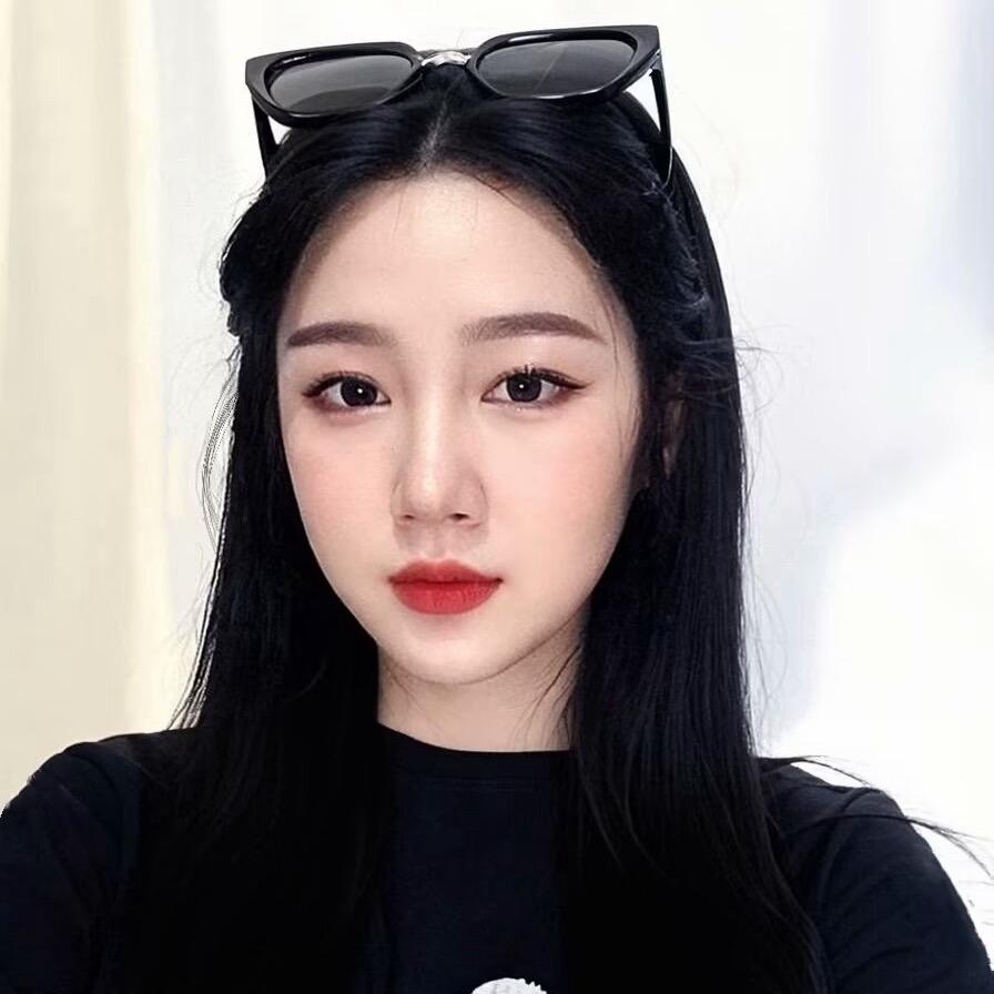 哇哦