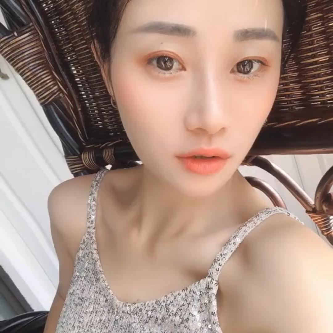 静静大漂亮