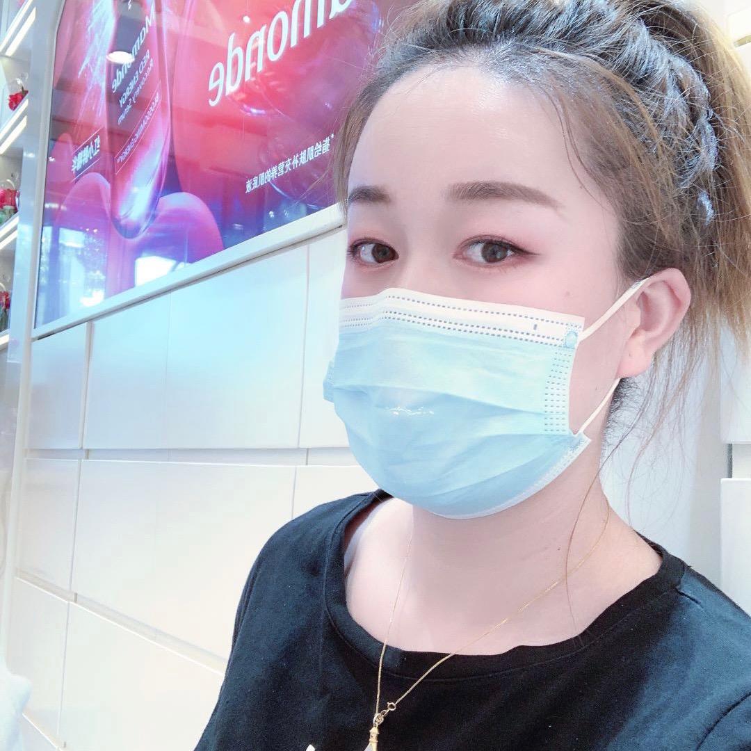 瞥见你绝美的笑