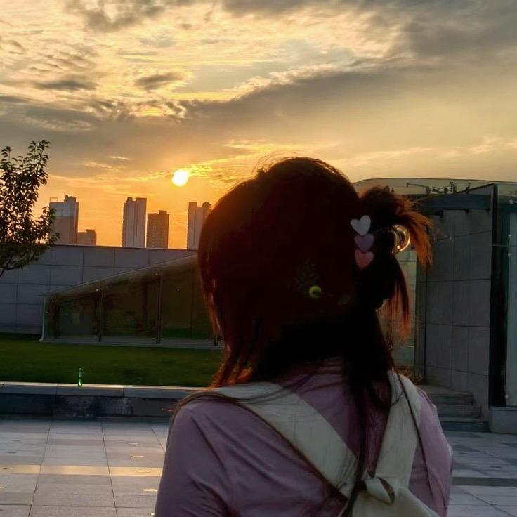 小洁不会杀球🏸