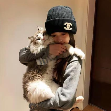 他说不愿看我掉眼泪^