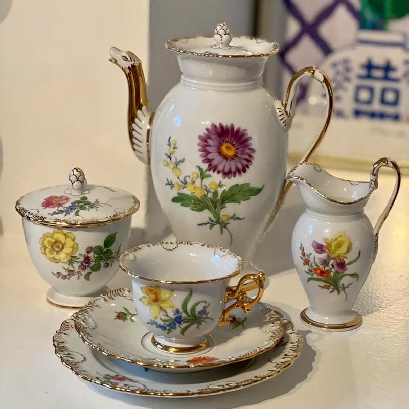 宜亿海内外陶瓷堡