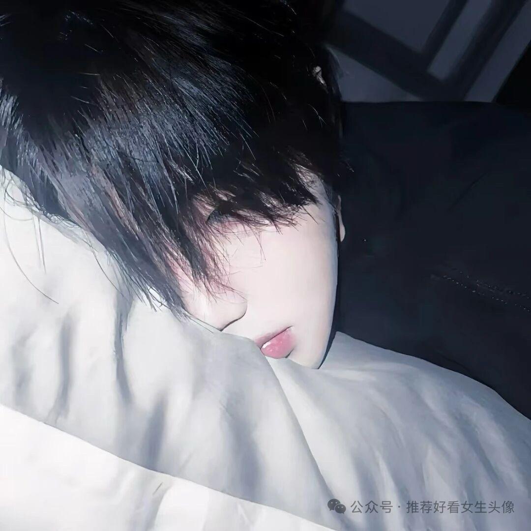 我想要吃小蛋糕～