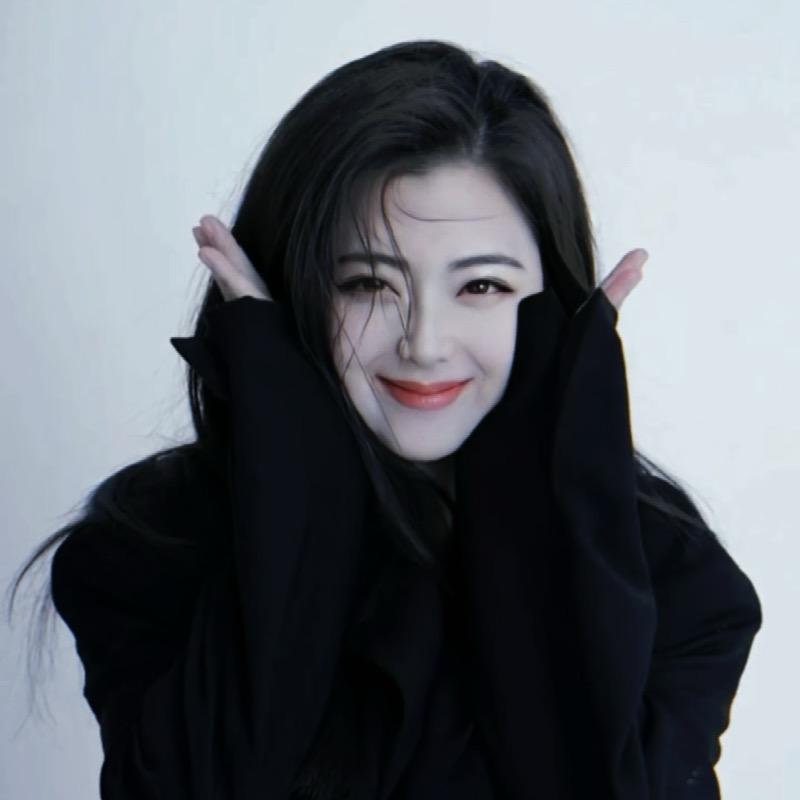 杌札子老板娘
