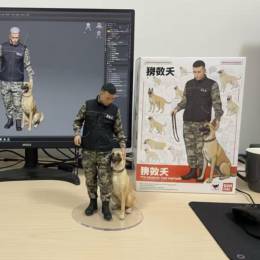 退役“警犬”训导员