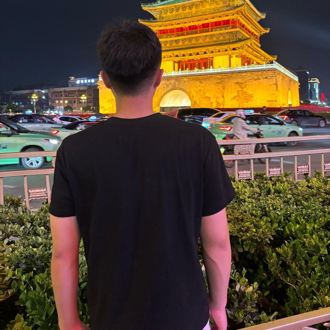 楊笑宇.
