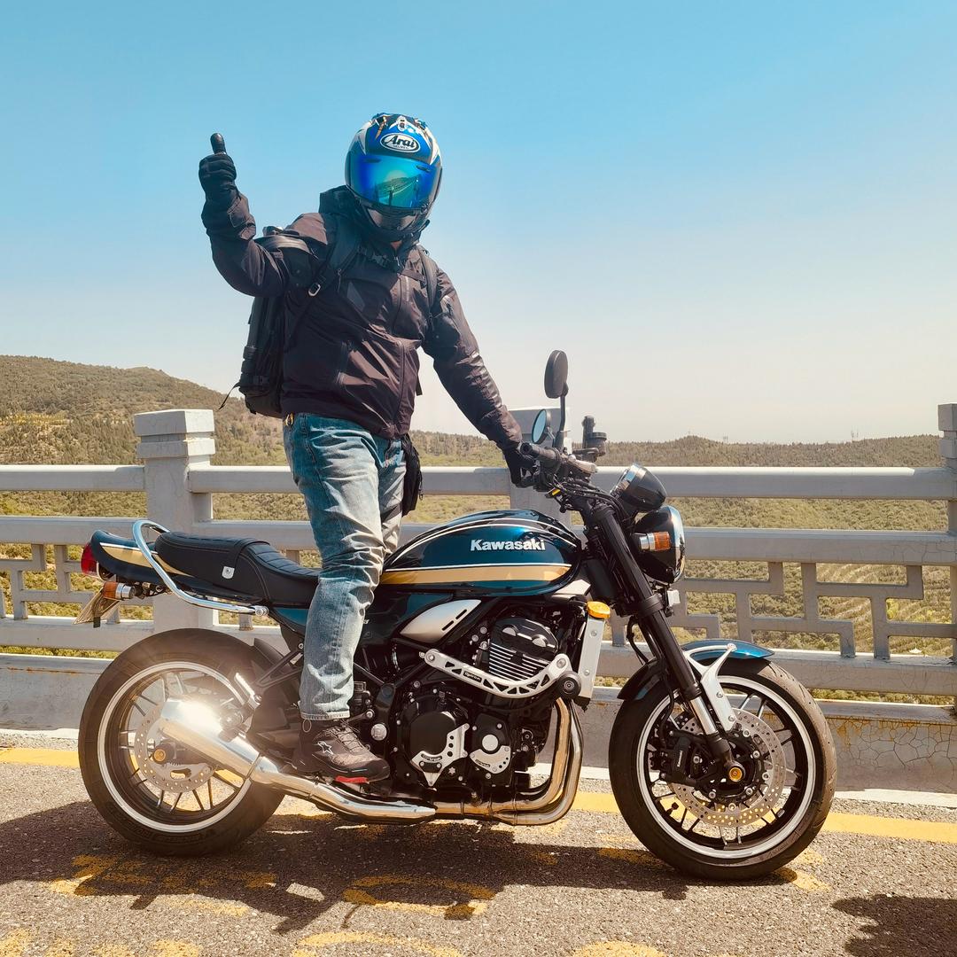 SAX凯🎷📷🏍️☕️