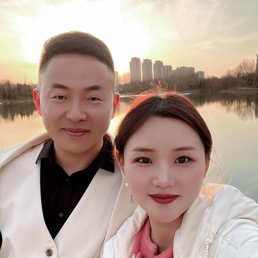 张贺夫妇