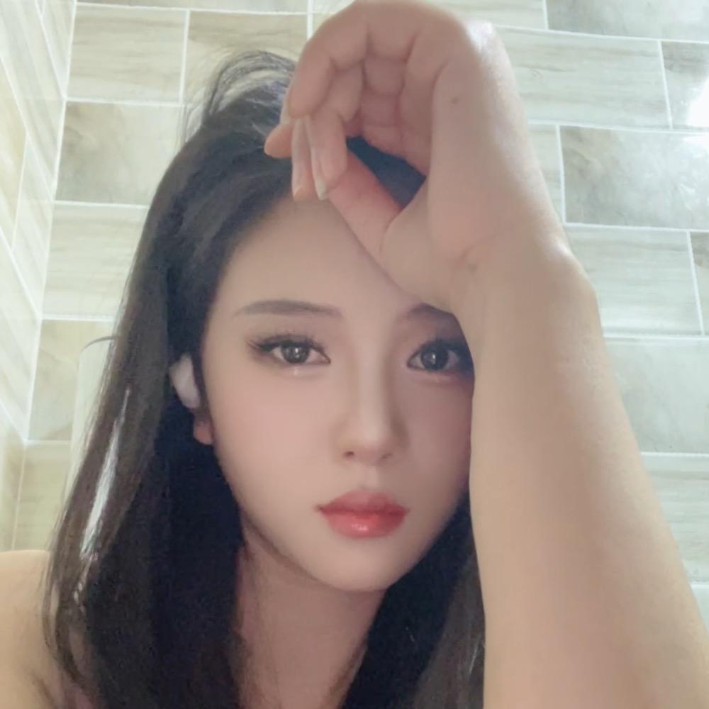 无所薇巨