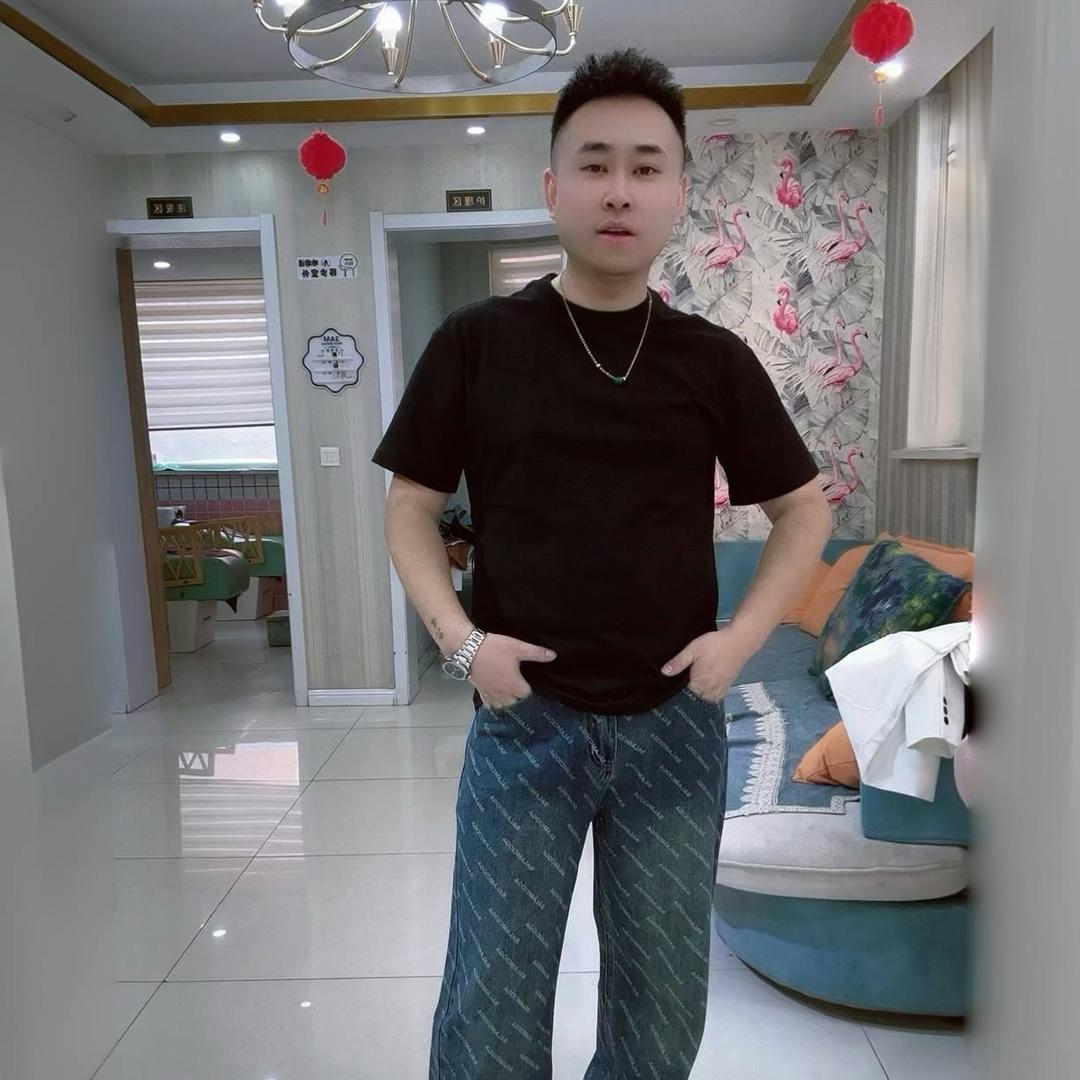 小诚