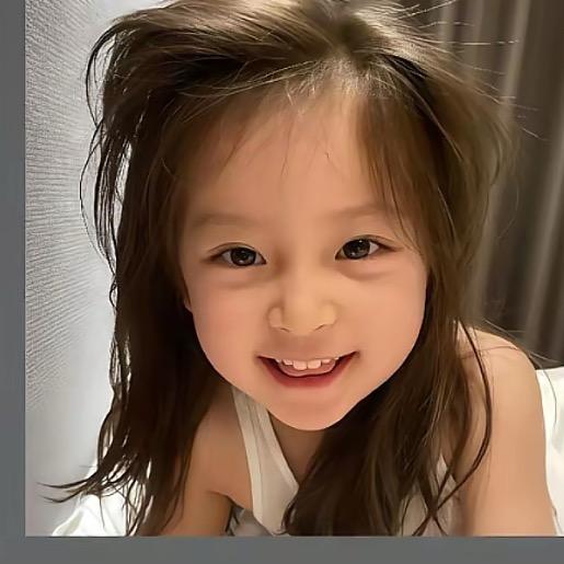 自信的小美
