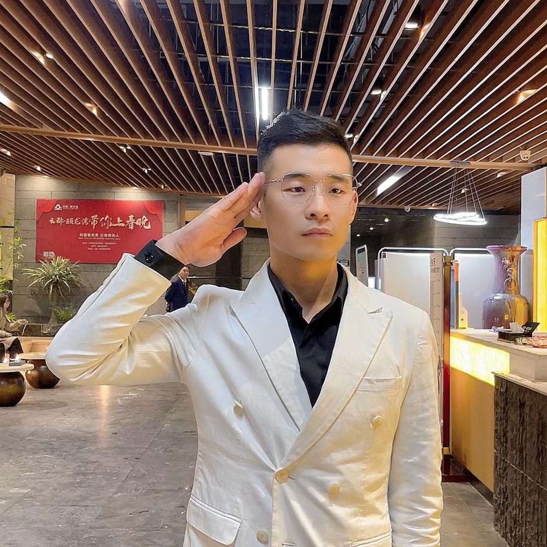 李白先生