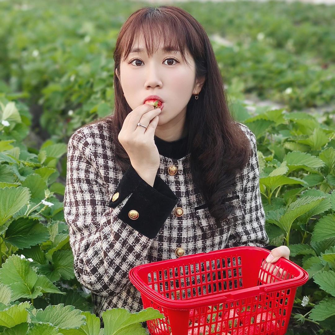 乐山周子墨