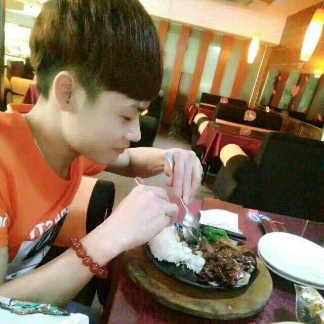ℳঞ俗人