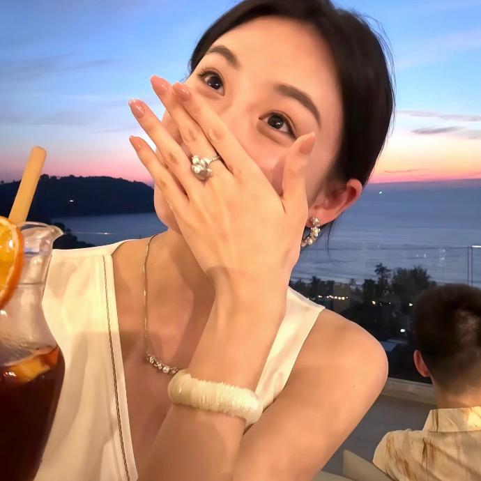 小张栗子¹