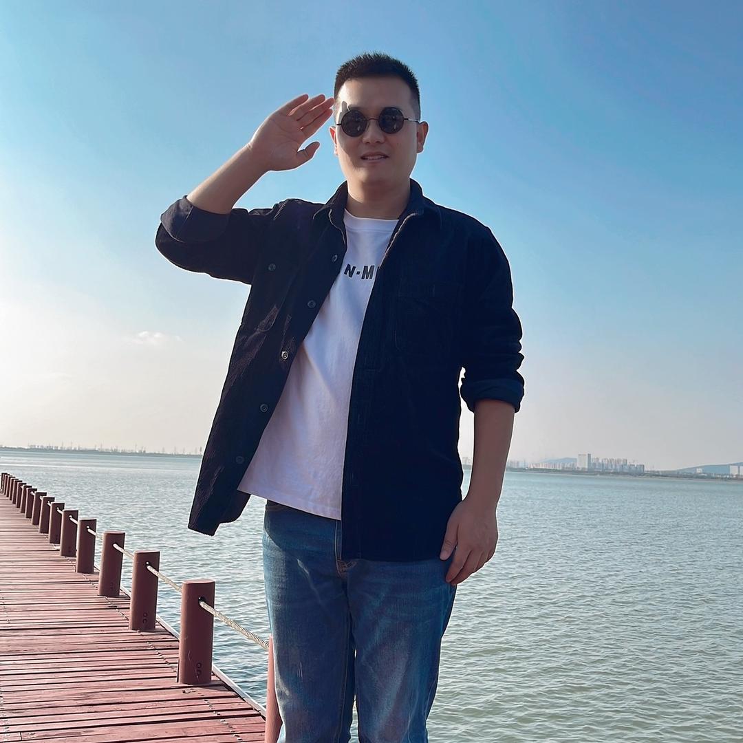 90后奋斗小伙灬小志