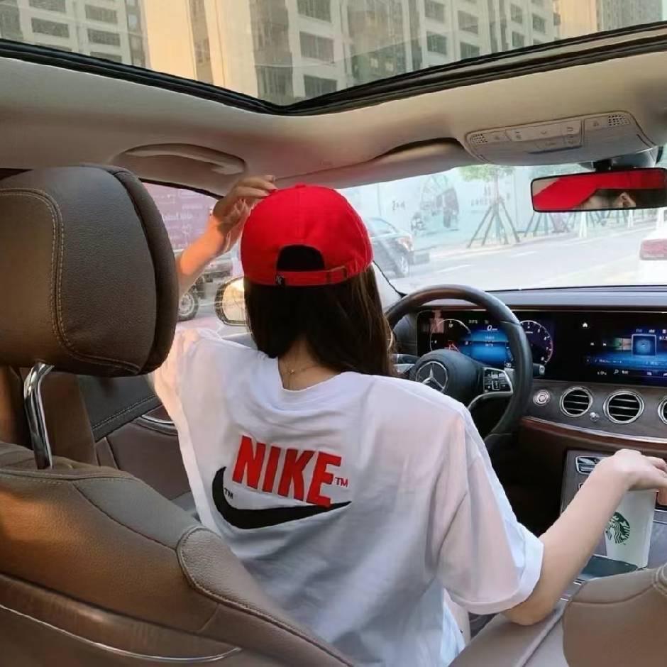 一个只说实话的跨境电商主播罗罗