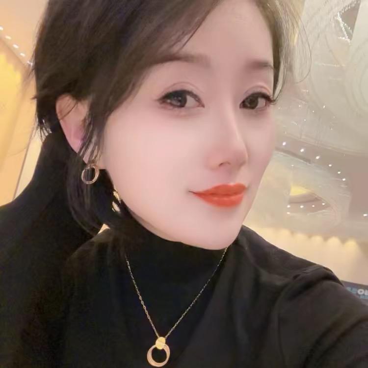 东北哪里的丫头，就爱笑