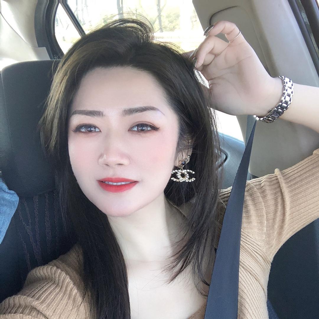 王玲🖤