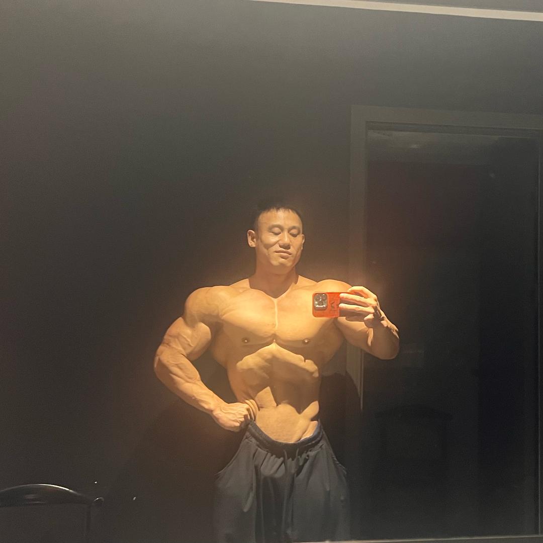 IFBB_PRO浩克