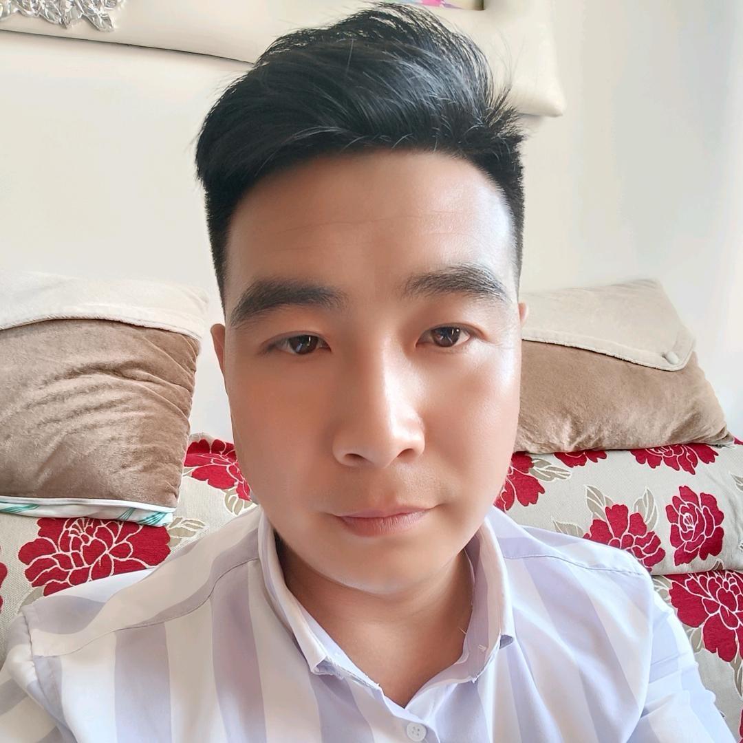 晓亮（努力奋斗）