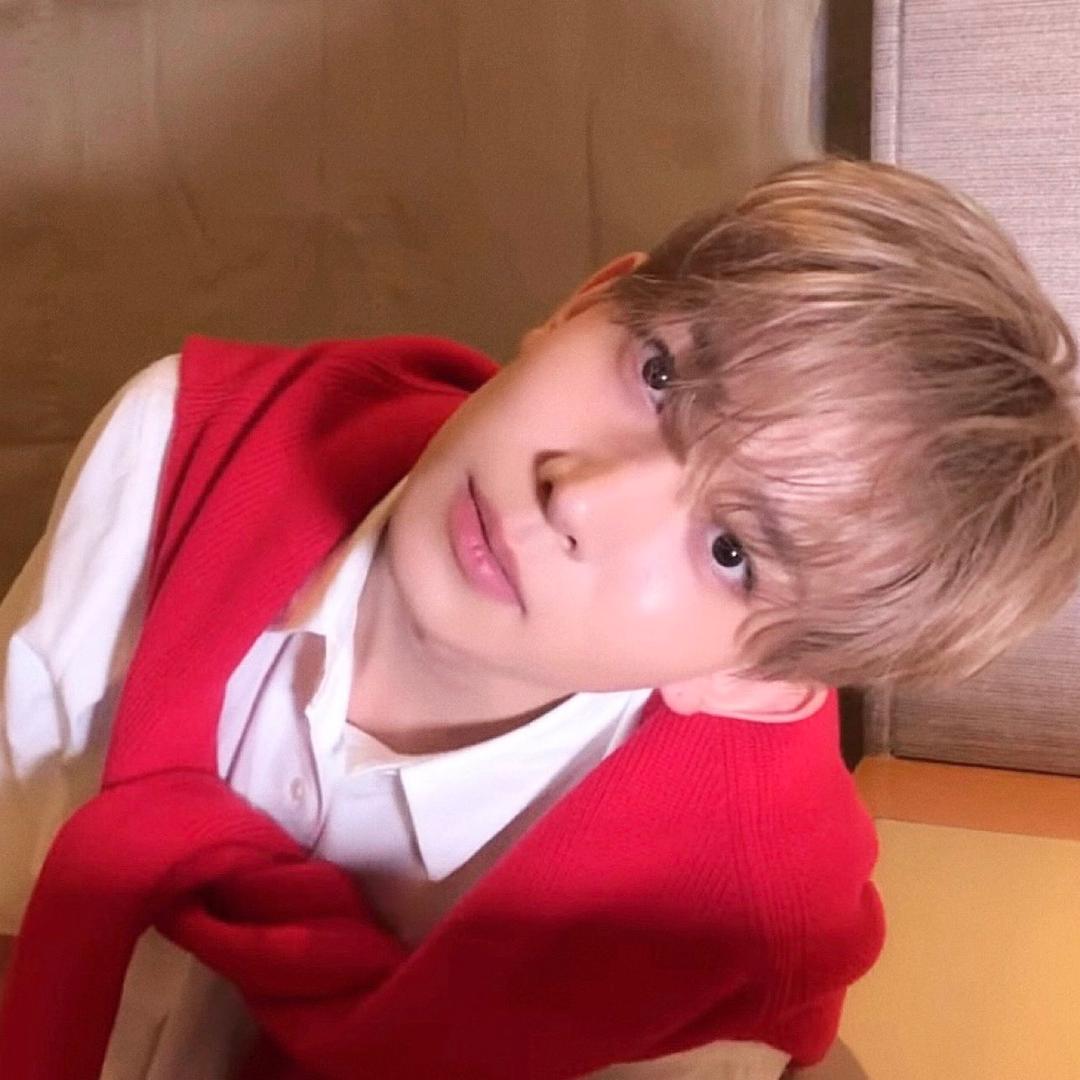 heeko（被李羲承特别的人翻牌版）