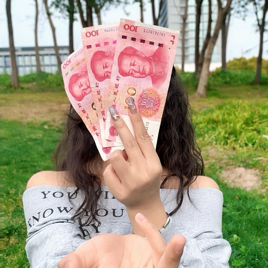 玥虞        .
